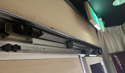 
																											カバーを開けてスタートです。																		