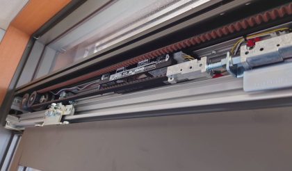 
																											モーターがある左側です。																		